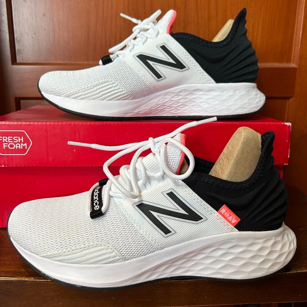 NWT New Balance Fresh Foam 8.0 - Walking Athletic Shoes
